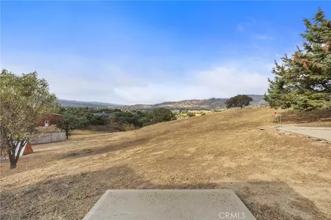 Exterior - 22801 Fran Dr, Tehachapi, CA 93561 photo 9 of 21
