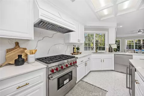 Kitchen - 151 E Longden Ave, Arcadia, CA 91006 photo 4 of 4