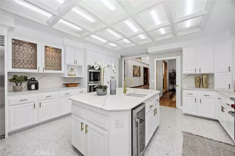 Kitchen - 151 E Longden Ave, Arcadia, CA 91006 photo 2 of 4
