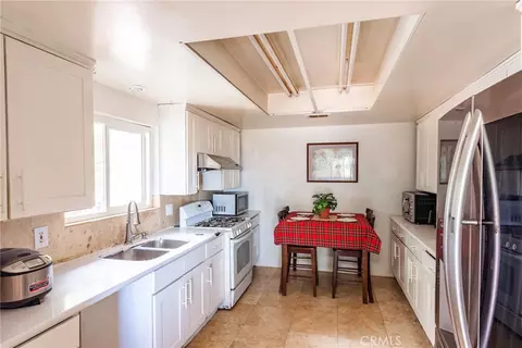Kitchen - 1245 Oakhaven Rd, Arcadia, CA 91006 photo 2 of 2