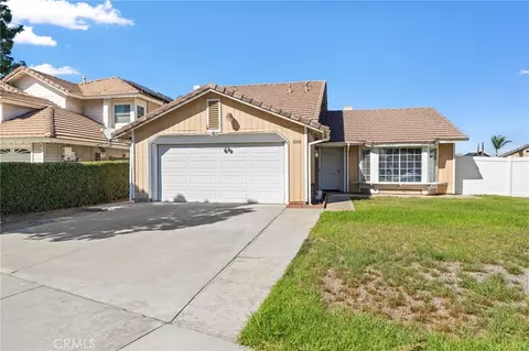 1289 Biltmore Cir, Corona, CA 92882
