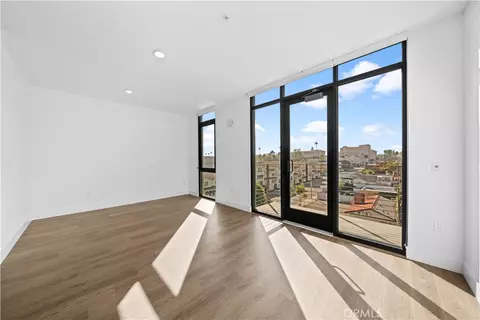 218 N El Molino Ave #501, Pasadena, CA 91101