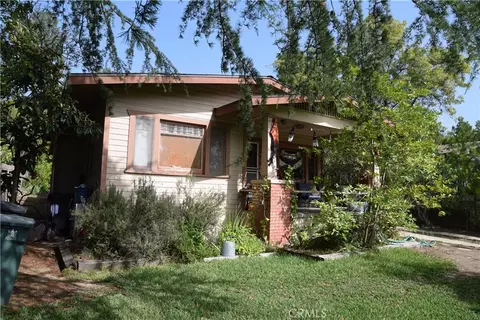 1247 E Topeka, Pasadena, CA 91104 photo 2