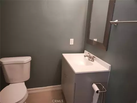 Bath - 8564 Mill Pond, Riverside, CA 92508 photo 2 of 8