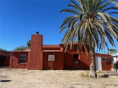 6582 Manzanita Ave, Twentynine Palms, CA 92277
