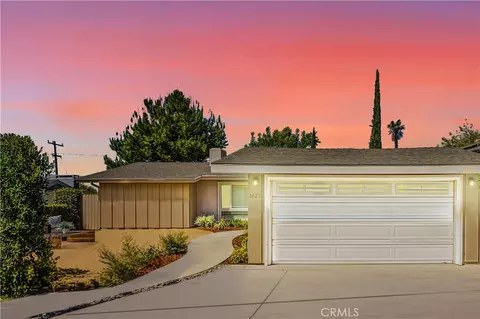 1425 Hastings Ranch Dr, Pasadena, CA 91107