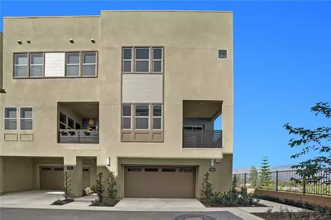 1958 Hollyleaf Ter, Montebello, CA 90640
