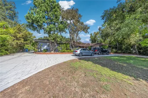 Exterior - 827 Hampton Rd, Arcadia, CA 91006 photo 8 of 33