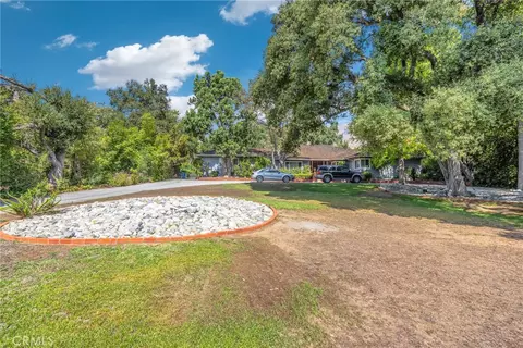 Exterior - 827 Hampton Rd, Arcadia, CA 91006 photo 5 of 33