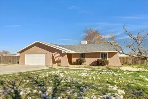 10937 7th Ave, Hesperia, CA 92345