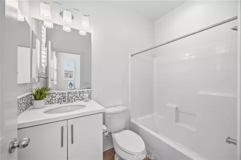 Bath - 11175 Legion Loop #110, El Monte, CA 91731 photo 2 of 4