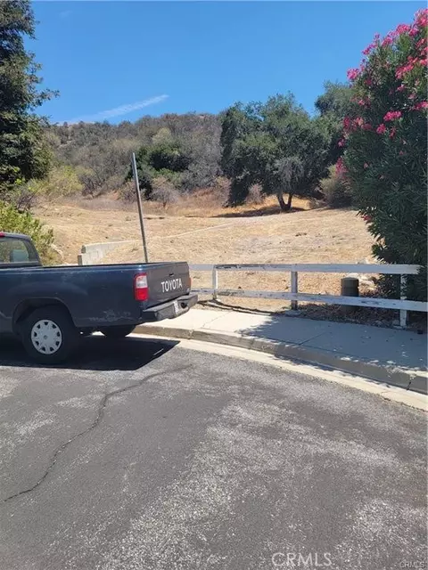 Undisclosed, Newhall, CA 91321 photo 8