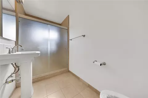 Bath - 1515 W Commonwealth Ave, Alhambra, CA 91803 photo 2 of 2