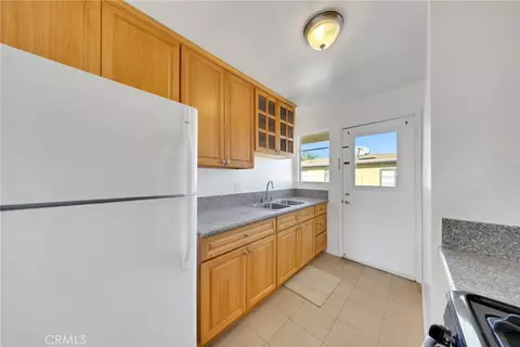 Kitchen - 1515 W Commonwealth Ave, Alhambra, CA 91803 photo 3 of 7