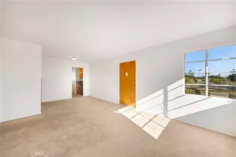 Living - 1515 W Commonwealth Ave, Alhambra, CA 91803 photo 4 of 7