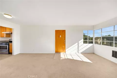Living - 1515 W Commonwealth Ave, Alhambra, CA 91803 photo 6 of 7