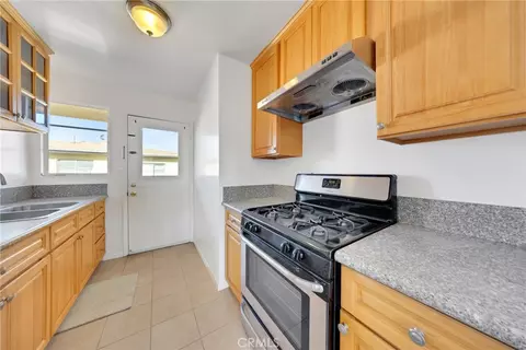 Kitchen - 1515 W Commonwealth Ave, Alhambra, CA 91803 photo 2 of 7