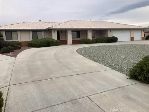 12563 Sarsi Ct, Apple Valley, CA 92308