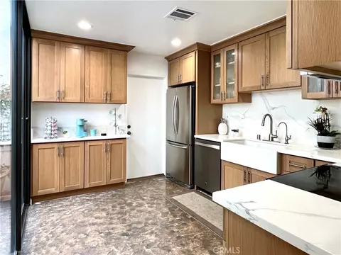 946 Fairview Ave #8, Arcadia, CA 91007