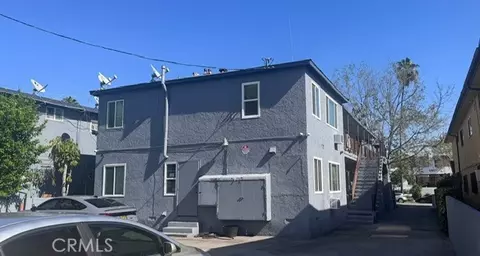 127 S Oxford, Los Angeles, CA 90004