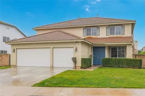 6749 Rico Ct, Eastvale, CA 92880