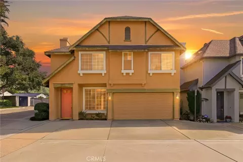 108 S S Mtn #A, Monrovia, CA 91016