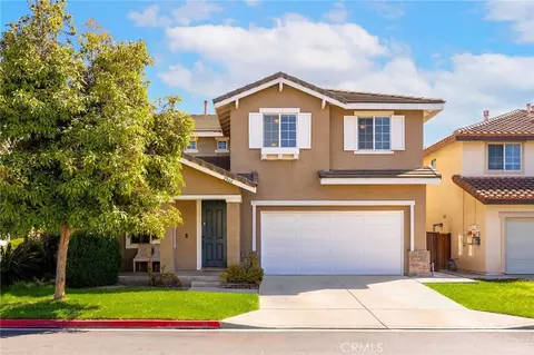 2866 Homestead Dr, Pomona, CA 91767