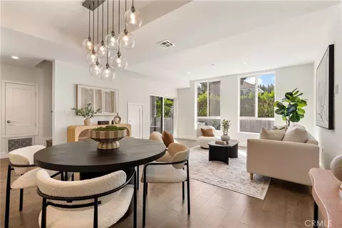 3715 San Marino St #105, Los Angeles, CA 90019