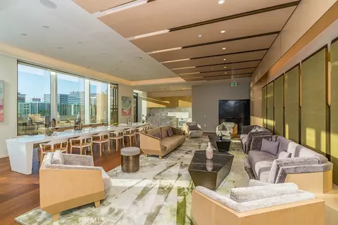 889 S Francisco St #2805, Los Angeles, CA 90017