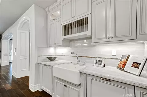 Kitchen - 631 W Longden Ave, Arcadia, CA 91007 photo 2 of 9