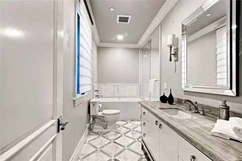 Bath - 631 W Longden Ave, Arcadia, CA 91007 photo 2 of 8
