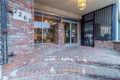 2260 N Cahuenga Blvd #106, Los Angeles, CA 90068