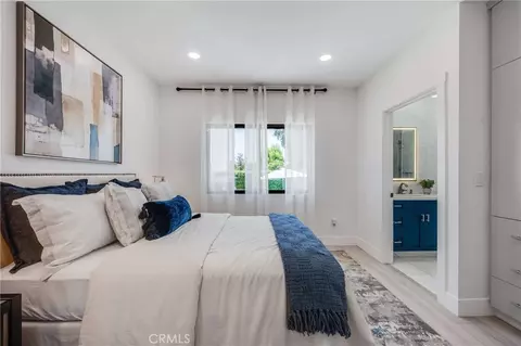 Bedroom - 3890 Shadow Grove Rd, Pasadena, CA 91107 photo 6 of 9