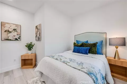 Bedroom - 3890 Shadow Grove Rd, Pasadena, CA 91107 photo 4 of 9