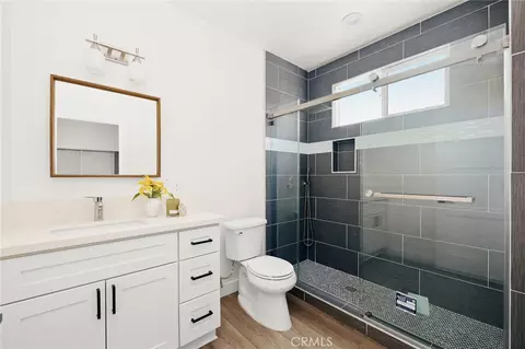 Bath - 673 Castlehill Dr, Walnut, CA 91789 photo 2 of 5