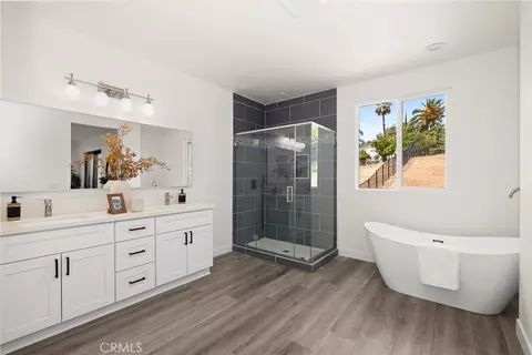 Bath - 673 Castlehill Dr, Walnut, CA 91789 photo 3 of 5