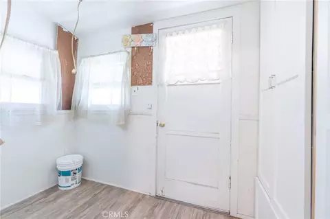 Entry Way - 526 E Olive Ave, Monrovia, CA 91016 photo 3 of 3