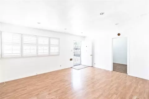 Living - 526 E Olive Ave, Monrovia, CA 91016 photo 5 of 5