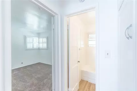 Entry Way - 526 E Olive Ave, Monrovia, CA 91016 photo 1 of 3