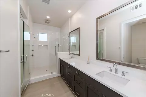 Bath - 191 Frame, Irvine, CA 92618 photo 2 of 5