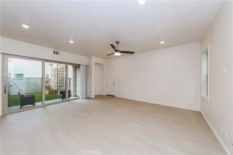 Living - 191 Frame, Irvine, CA 92618 photo 4 of 6