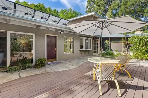 444 Oneida Dr, Pasadena, CA 91107