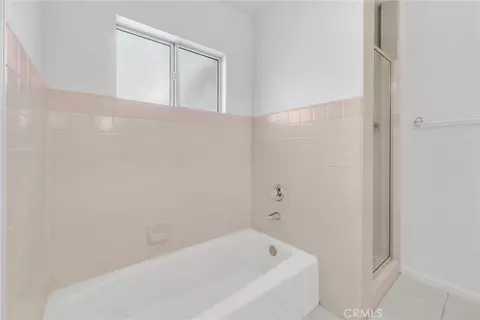 Bath - 1611 S Fourth Ave, Arcadia, CA 91006 photo 2 of 4