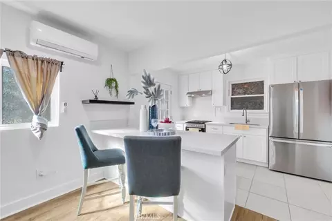 Kitchen - 1611 S Fourth Ave, Arcadia, CA 91006 photo 5 of 6