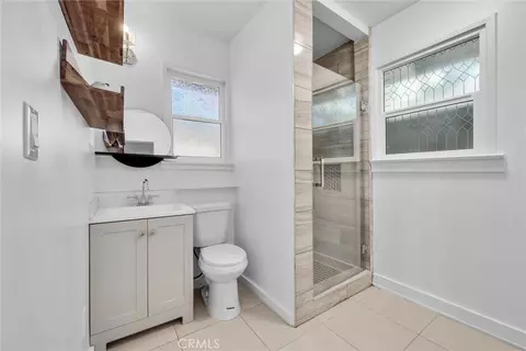 Bath - 1611 S Fourth Ave, Arcadia, CA 91006 photo 4 of 4