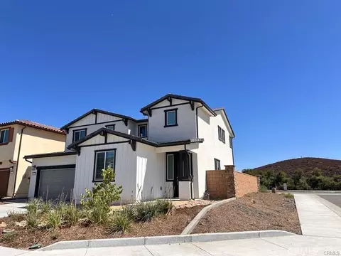 33305 Rusty Ct, Winchester, CA 92596