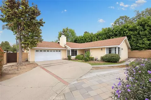Exterior - 2047 E Fern Dr, Fullerton, CA 92831 photo 2 of 11