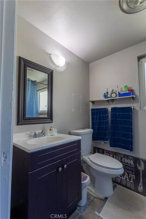 Bath - 2510 Cloudcrest, Riverside, CA 92507 photo 3 of 3