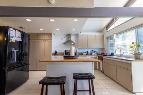 Kitchen - 2510 Cloudcrest, Riverside, CA 92507 photo 3 of 3