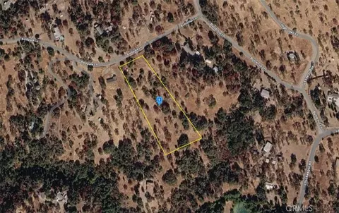 46512 Baldpate, Squaw Valley, CA 93675
